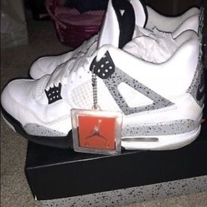 Jordan 4